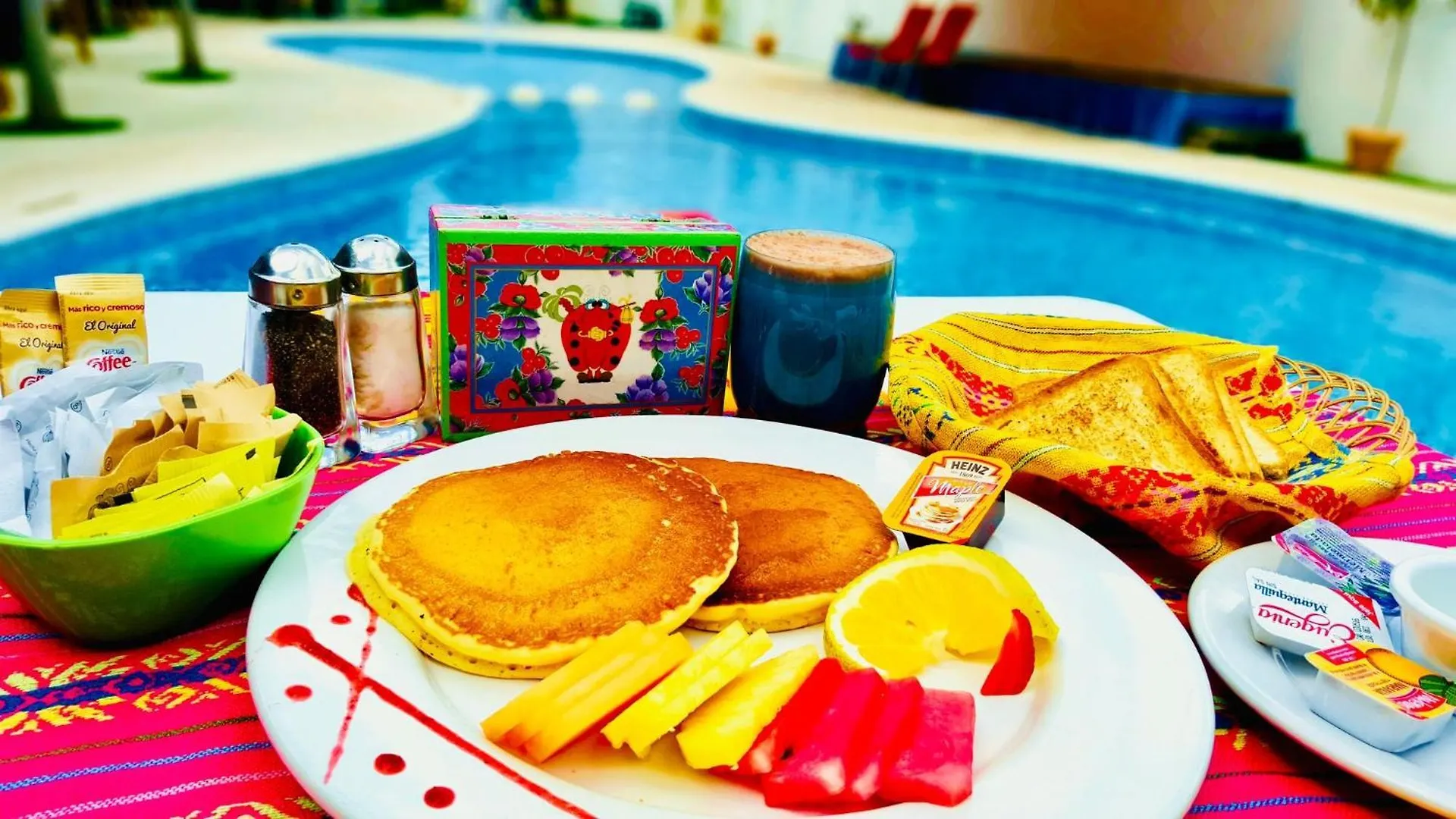 Katrina Double Room Dolce Vita Caribe Beach B&B 신데 델 카르멘